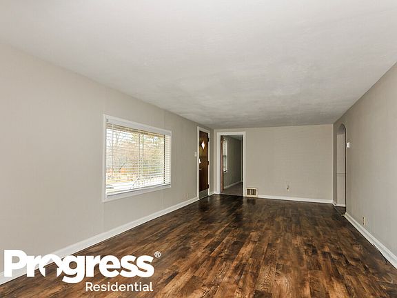 5th image of 132 Williams Blvd