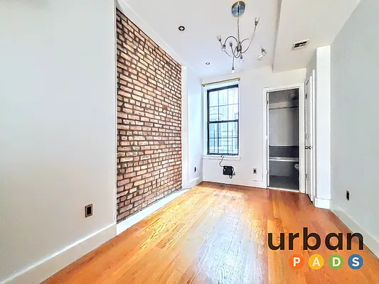 Rented by Urban Pads | media 8