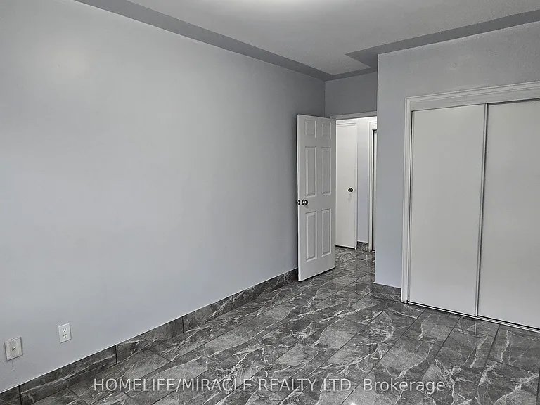 1651 Victoria Park Ave #204 — Photo 26