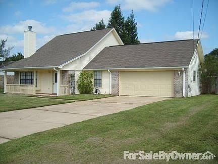 1st image of 660 Green Pine Dr