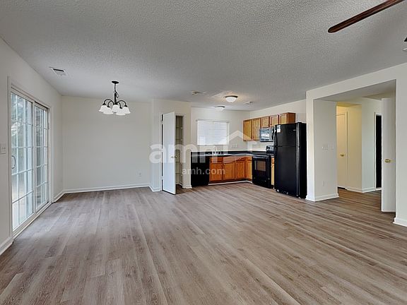 4th image of 3280 Denali Ct
