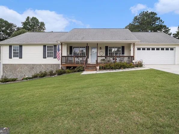 1250 Timber Walk Dr, Loganville, GA 30052