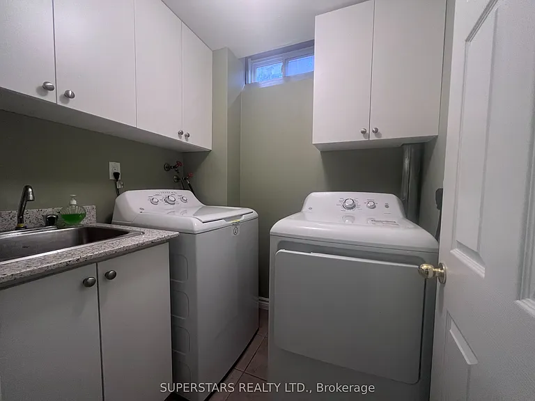 75 Marydale Ave — Photo 8