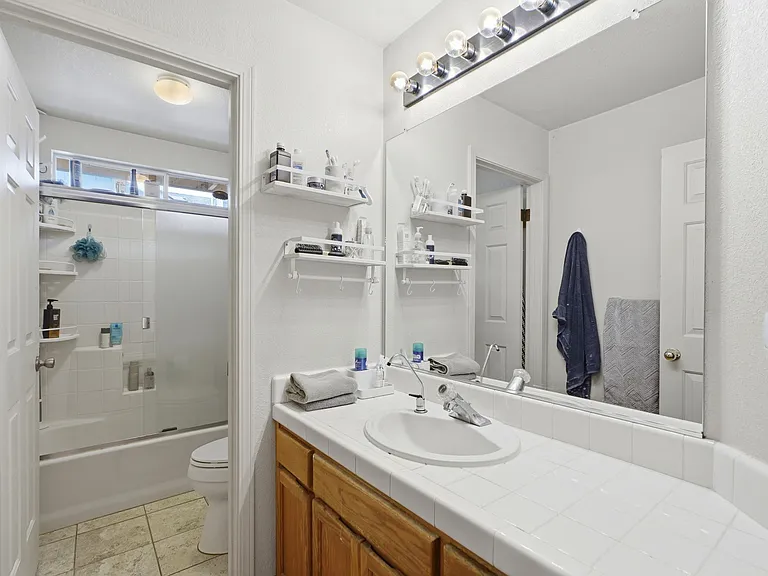 1731 Walnut Creek Dr — Photo 12