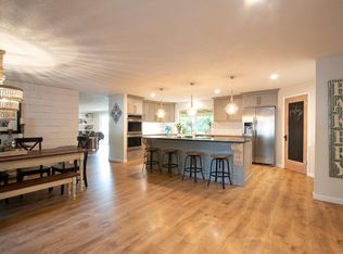 310 Tan Oak Dr, Medford, OR 97504