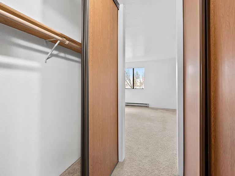 Michelle Apartments — Photo 24