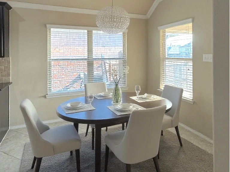 8440 Gentian Dr — Photo 8