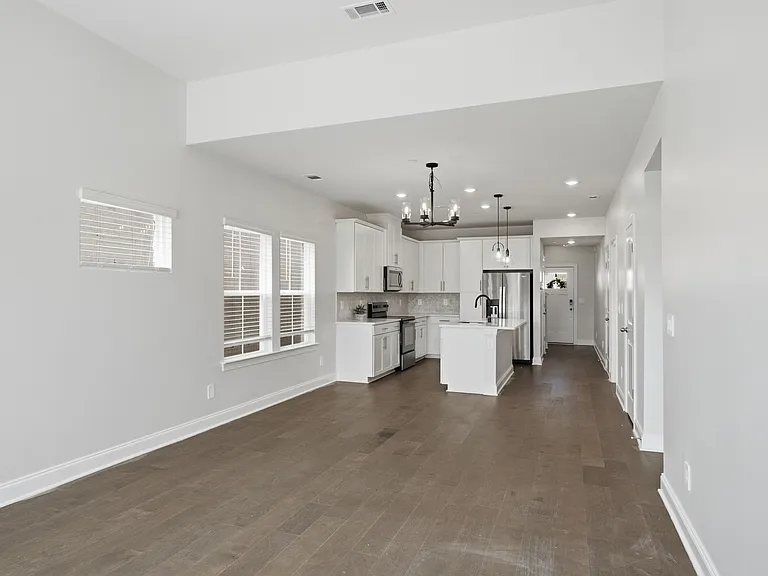 204 Douglas Bend Rd #1806 — Photo 11