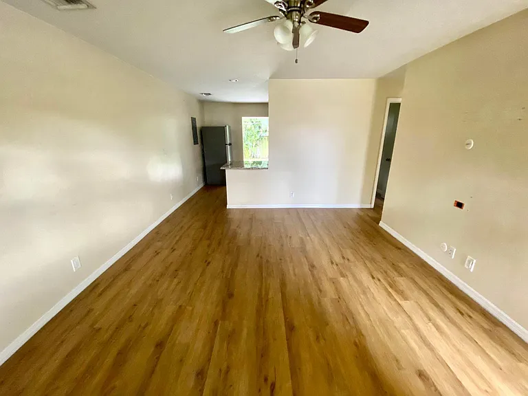 3541 Burma Ct #4 — Photo 5