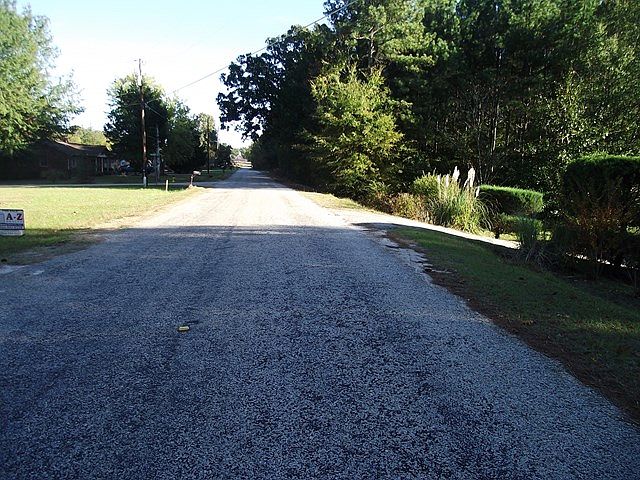 2nd image of 604 New Zion Rd