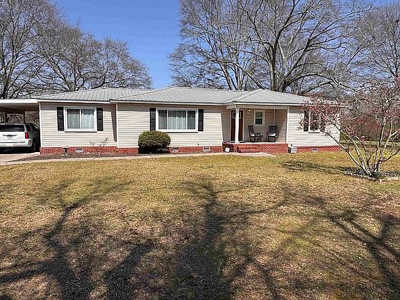 2nd image of 712 Dodd Rd