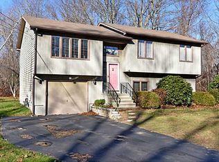 1457 Phenix Ave, Cranston, RI 02921