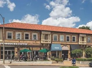 522 S Hanley Rd APT 3, Clayton, MO 63105