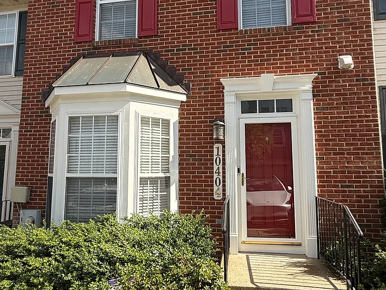 10404 Damascus Park Ln — Photo 3