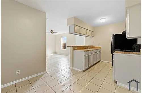 1400 Clamp Ave Photo 1