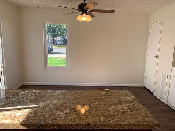 2nd image of 949 N Vineyard Ave APT 1