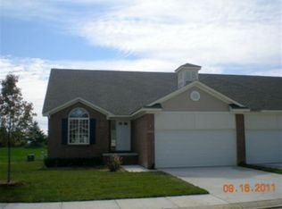 26024 Mariners Pte, Chesterfield, MI 48051