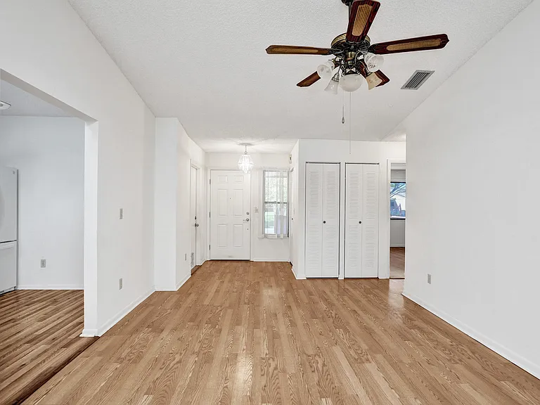 78 Mayfair Ln #78 — Photo 7