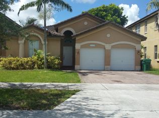 15558 SW 24th Ter, Miami, FL 33185