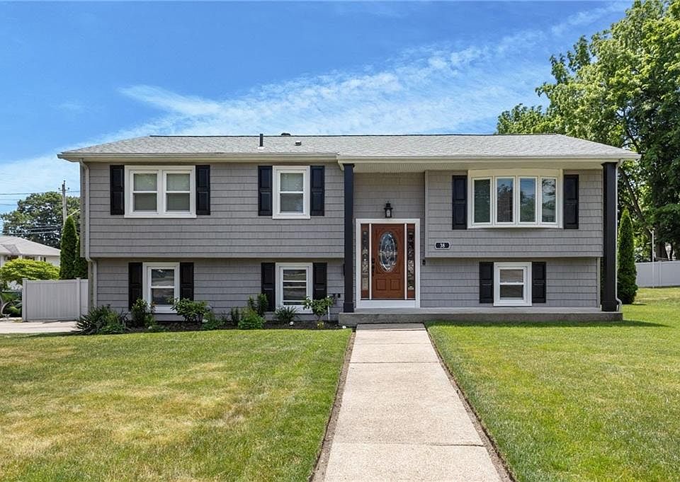1st image of 38 Bateman Ave