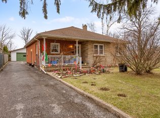 5999 Montrose Rd, Niagara Falls, ON L2H 1L4