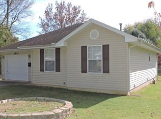 2942 W Madison St, Springfield, MO 65802