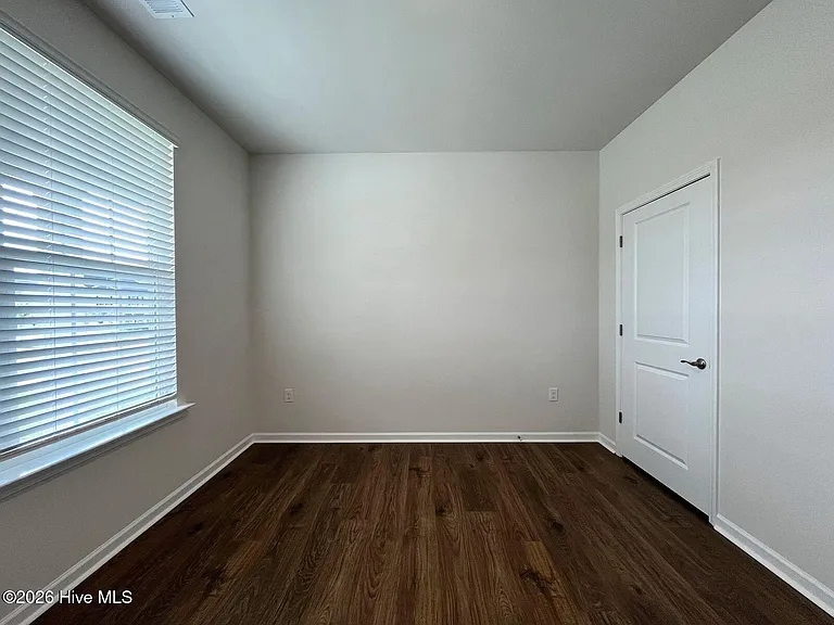 512 Ragapple Ln — Photo 25