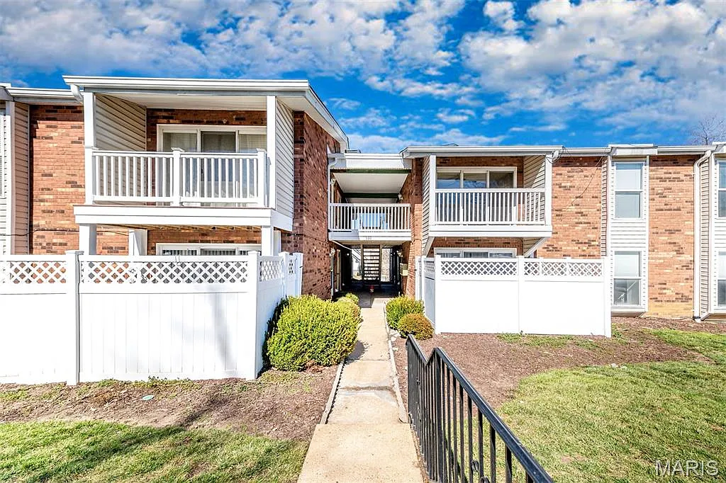 530 Nirk Ave APT G photo 1