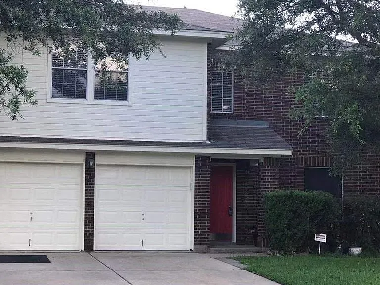 4021 Cargill Dr — Photo 3