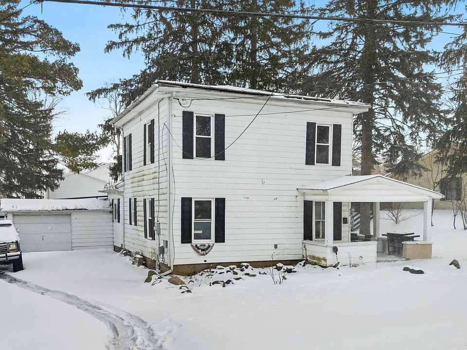 1st image of 404 N Martha St