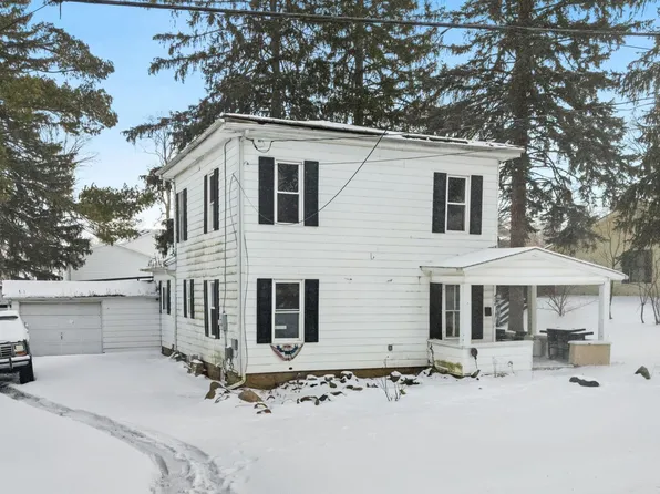 404 N Martha St, Angola, IN 46703