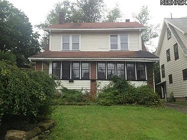 1st image of 52 Wesley Ave