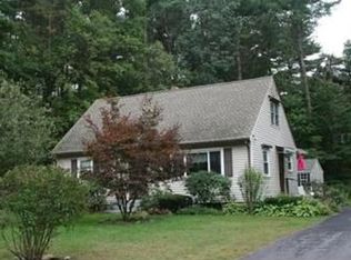 28 Mountainview Dr, Hampden, MA 01036