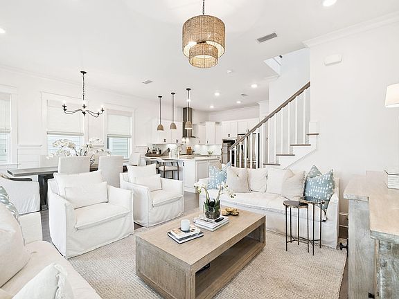 5th image of 43 Siasconset Ln