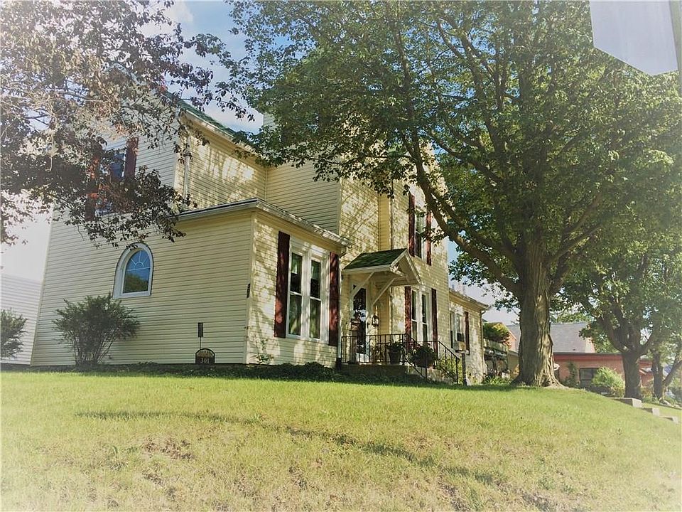 1st image of 301 E Mechanic St