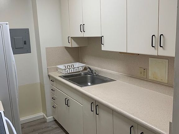 5th image of 1137 Wilder Ave APT 1104