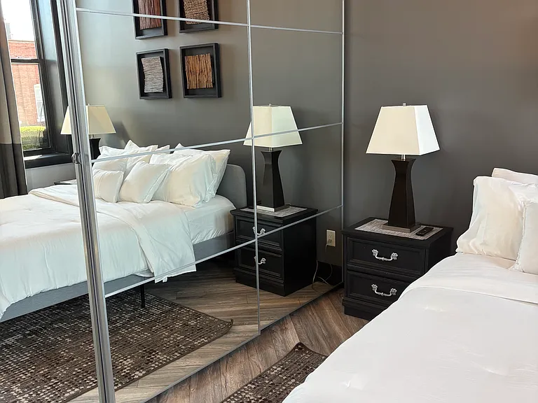 12 King St W #1 — Photo 9