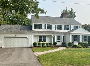 40 Beaumont St, Rumford, RI 02916