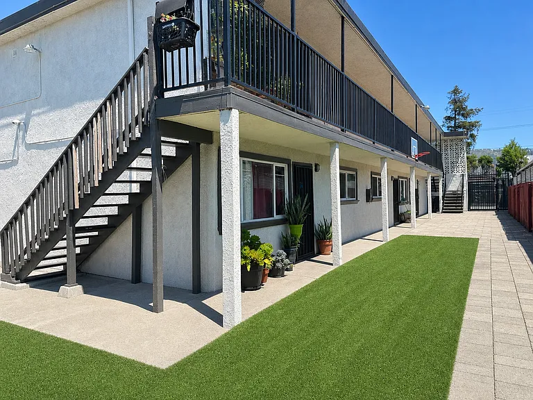 7123 Holly St — Photo 18