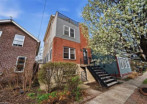 2134 W 6th St #1 Photo 1