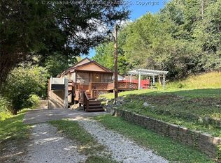 3078 Ravenswood Pike, Ripley, WV 25271