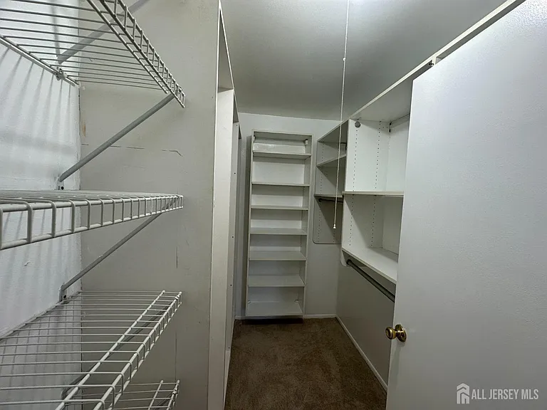 1006 Aspen Dr — Photo 5