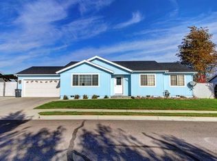 1320 Sandy Ln, Central Pt, OR 97502