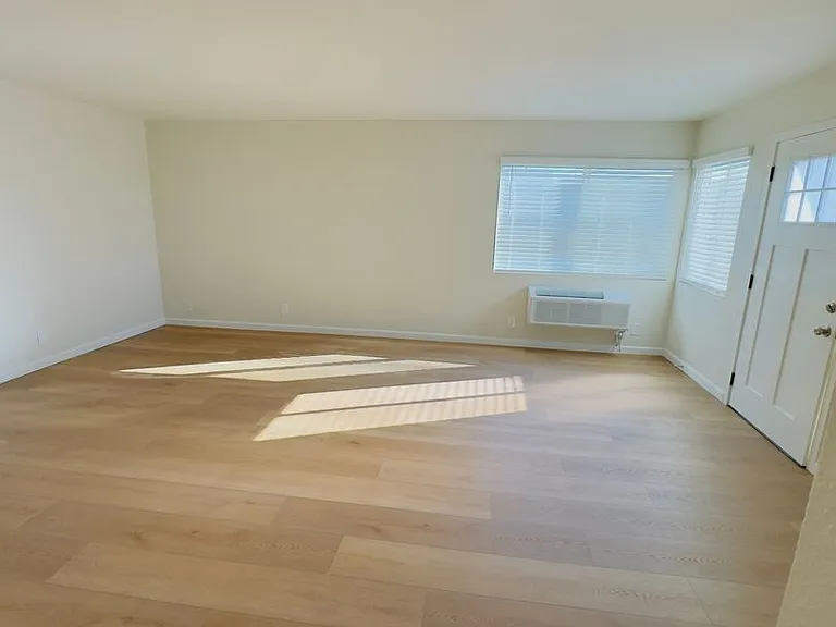 3390 Monroe Street — Photo 3