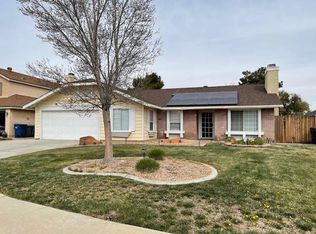 3625 Comet Ct, Palmdale, CA 93550