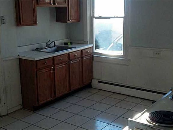 5th image of 21 Glen St