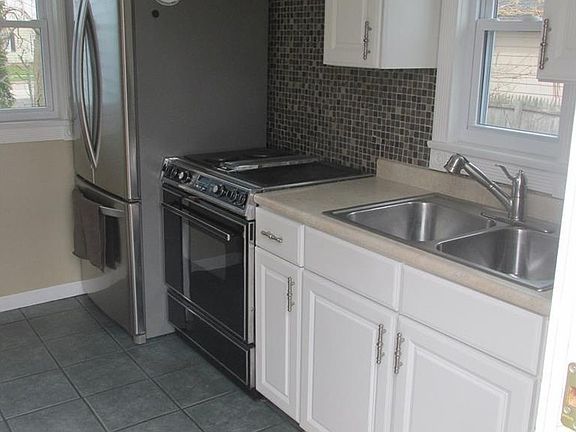 3rd image of 33882 Willowick Dr