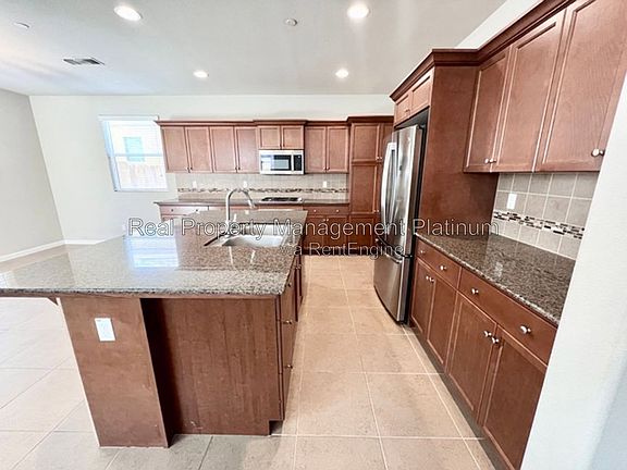2nd image of 3530 Muse Way