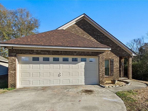 2nd image of 1601 Spencer Dr