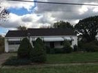 2013 Forge Dr, Aliquippa, PA 15001